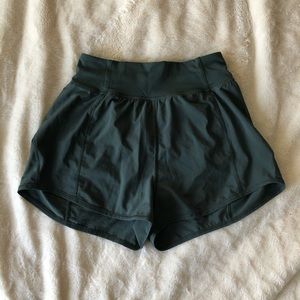 Lululemon Run Times Short 2.5”